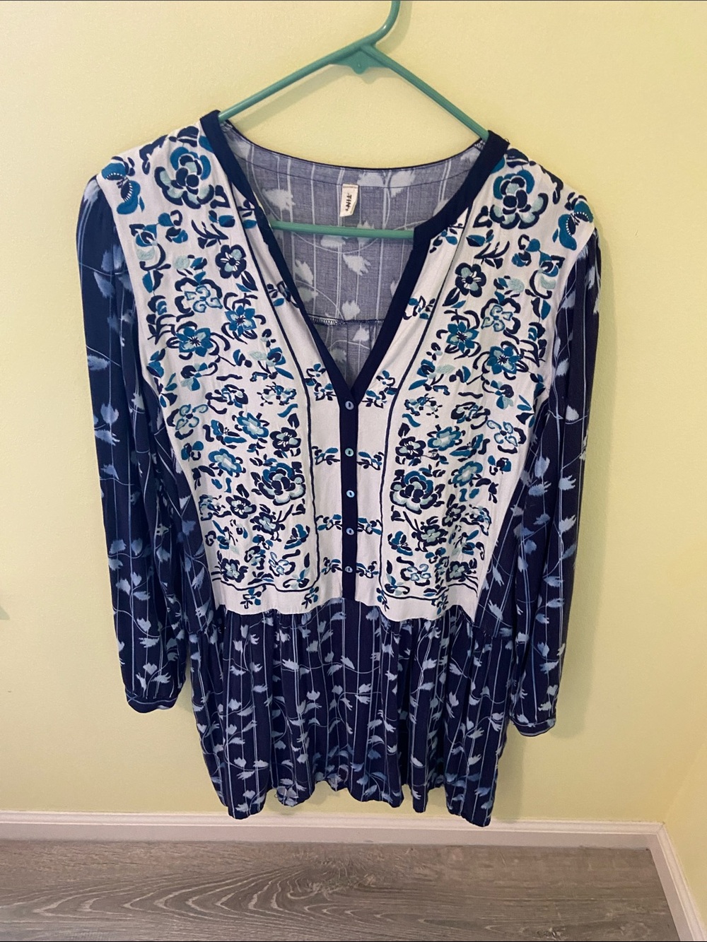 Anthropologie TINY Floral V‑Neck Mini Dress
